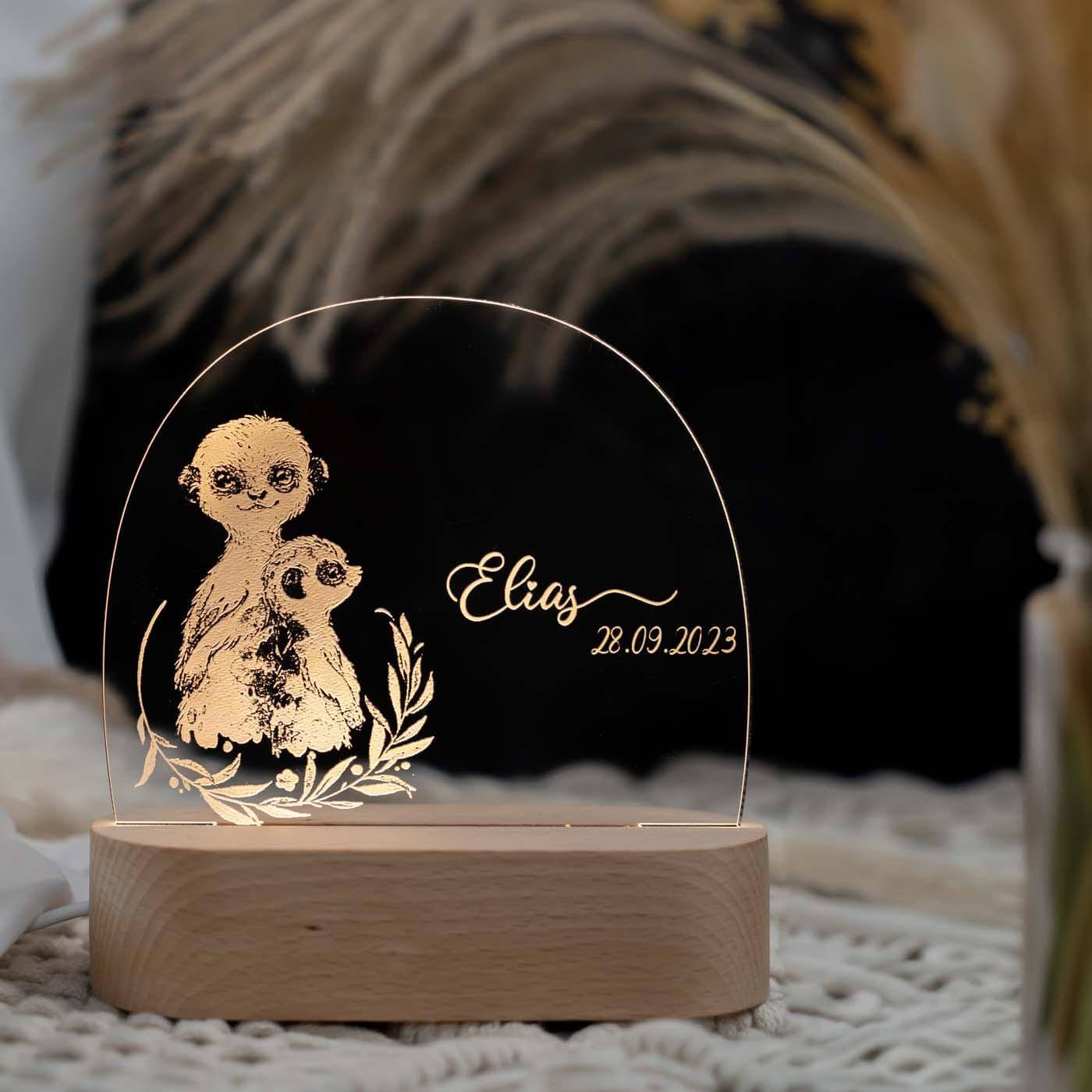 Personalisierte Nachtlampe für Kinder - Erdmännchen - Name und Geburtsdatum