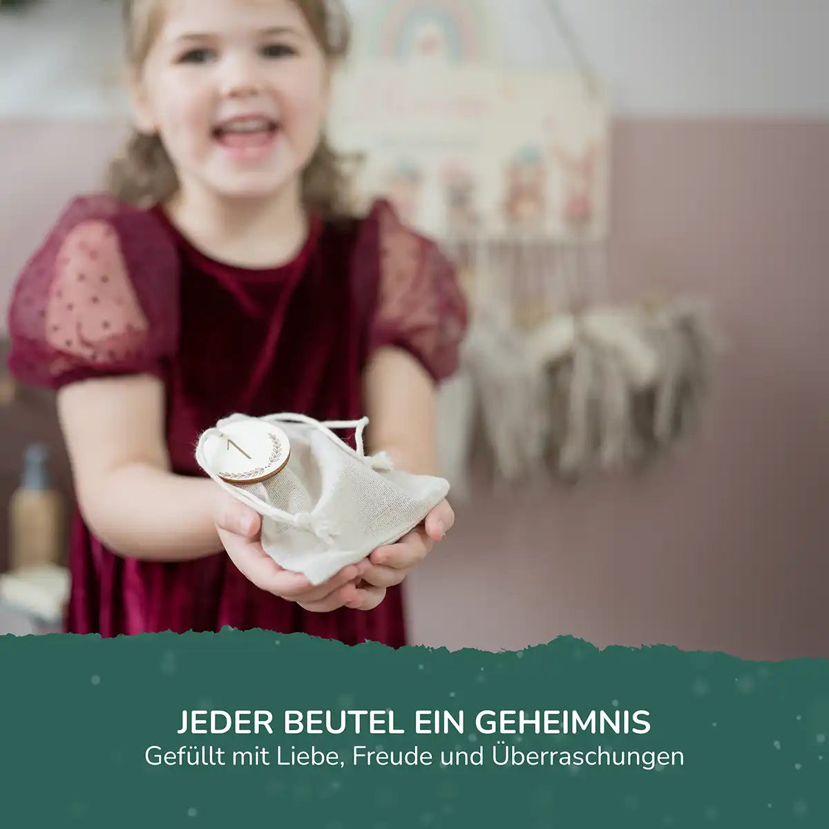 Personalisierbarer Adventskalender farbig - Glückliche Waldtiere