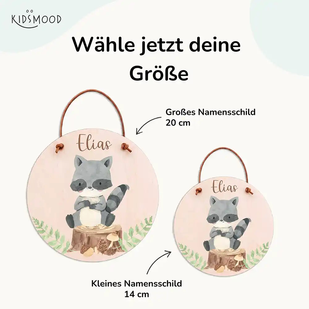 TĂŒrschild Kinderzimmer WaschbĂ€r im Wald, mit fertig montiertem Lederband zum AufhĂ€ngen