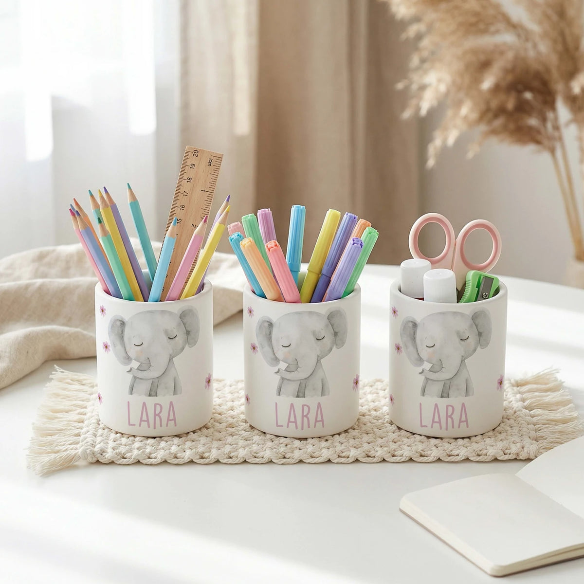 Personalisierter Stiftehalter Elefant Blumen â Keramik mit Wunschname