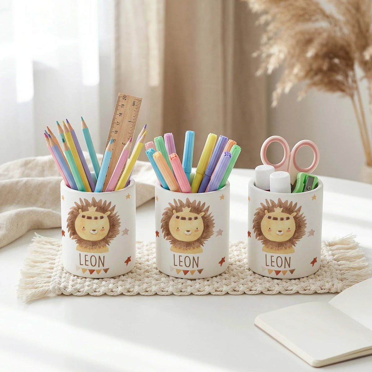 Personalisierter Stiftehalter Löwe Boho â Keramik mit Wunschname