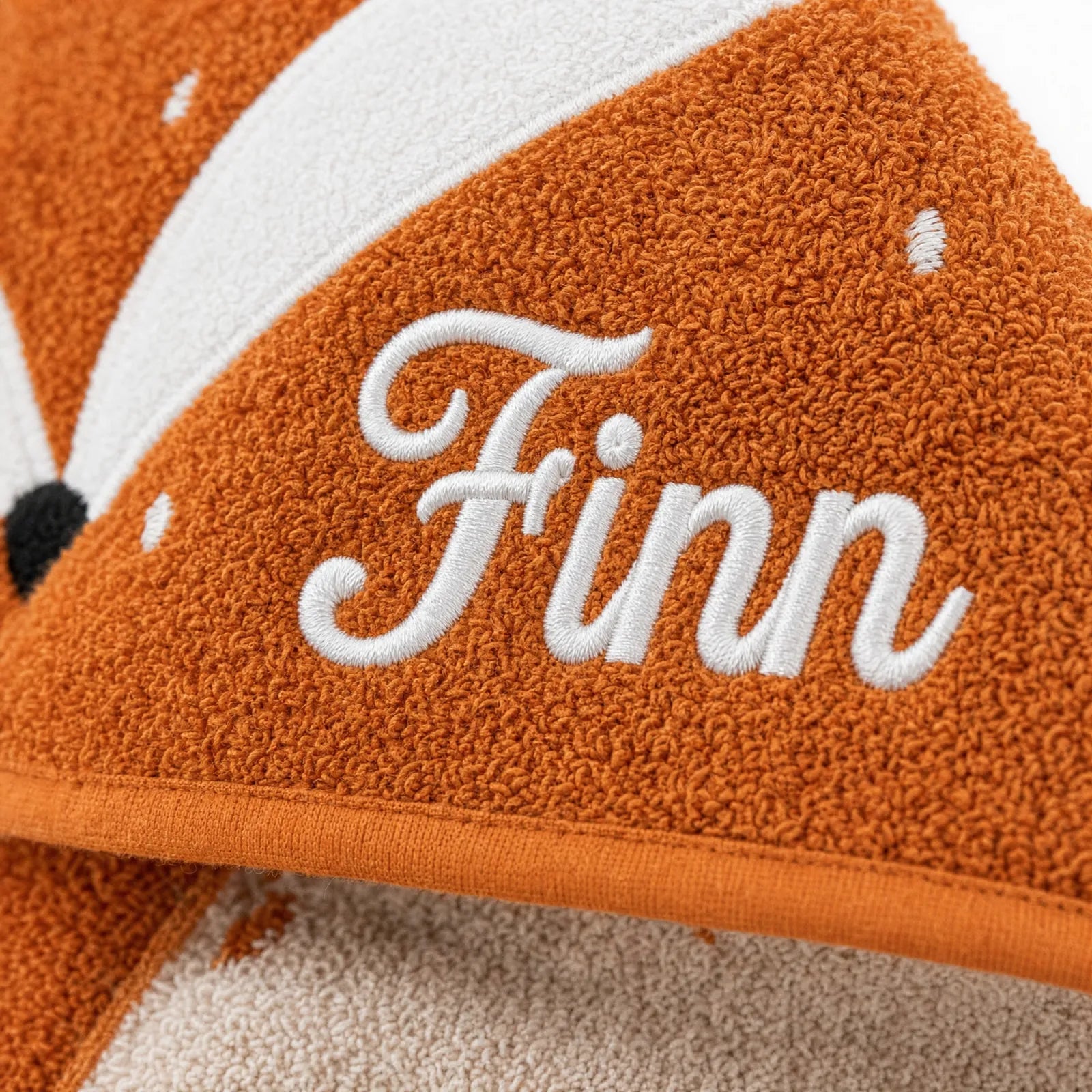Trixie Kapuzenhandtuch Baby Fuchs, personalisiert mit Namen aufgestickt