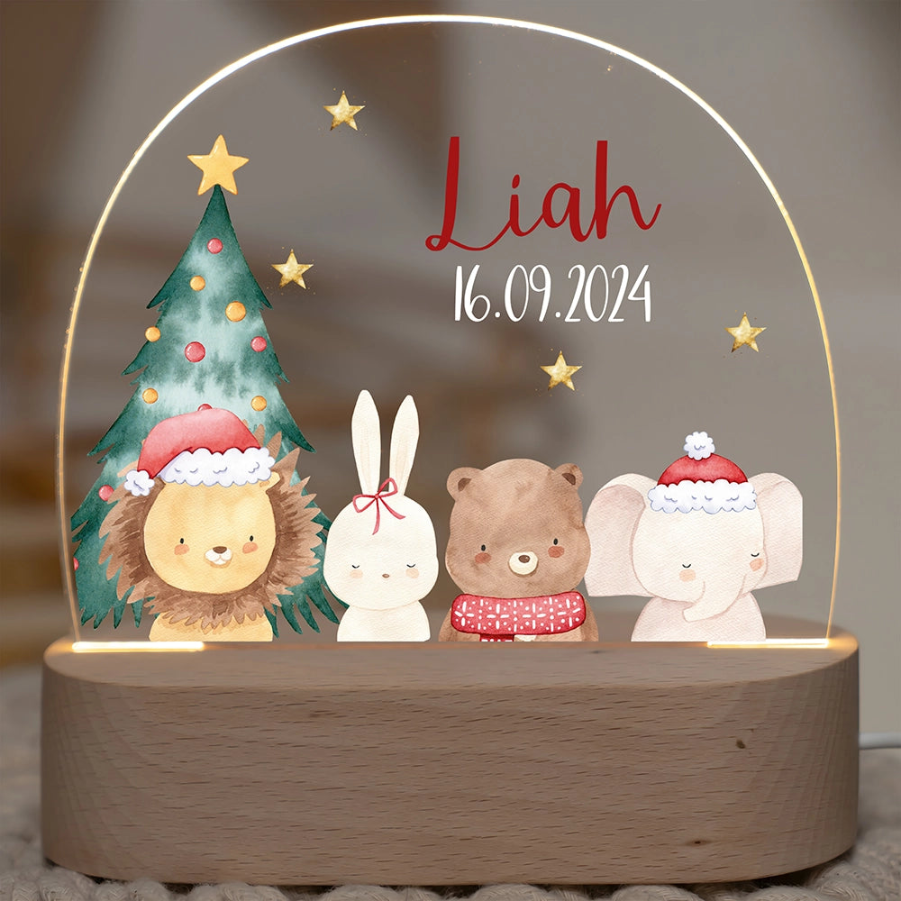 Nachtlicht mit Namen und Motiv Weihnachten – Wunschname und Datum auf Acrylglas, eingeschaltet