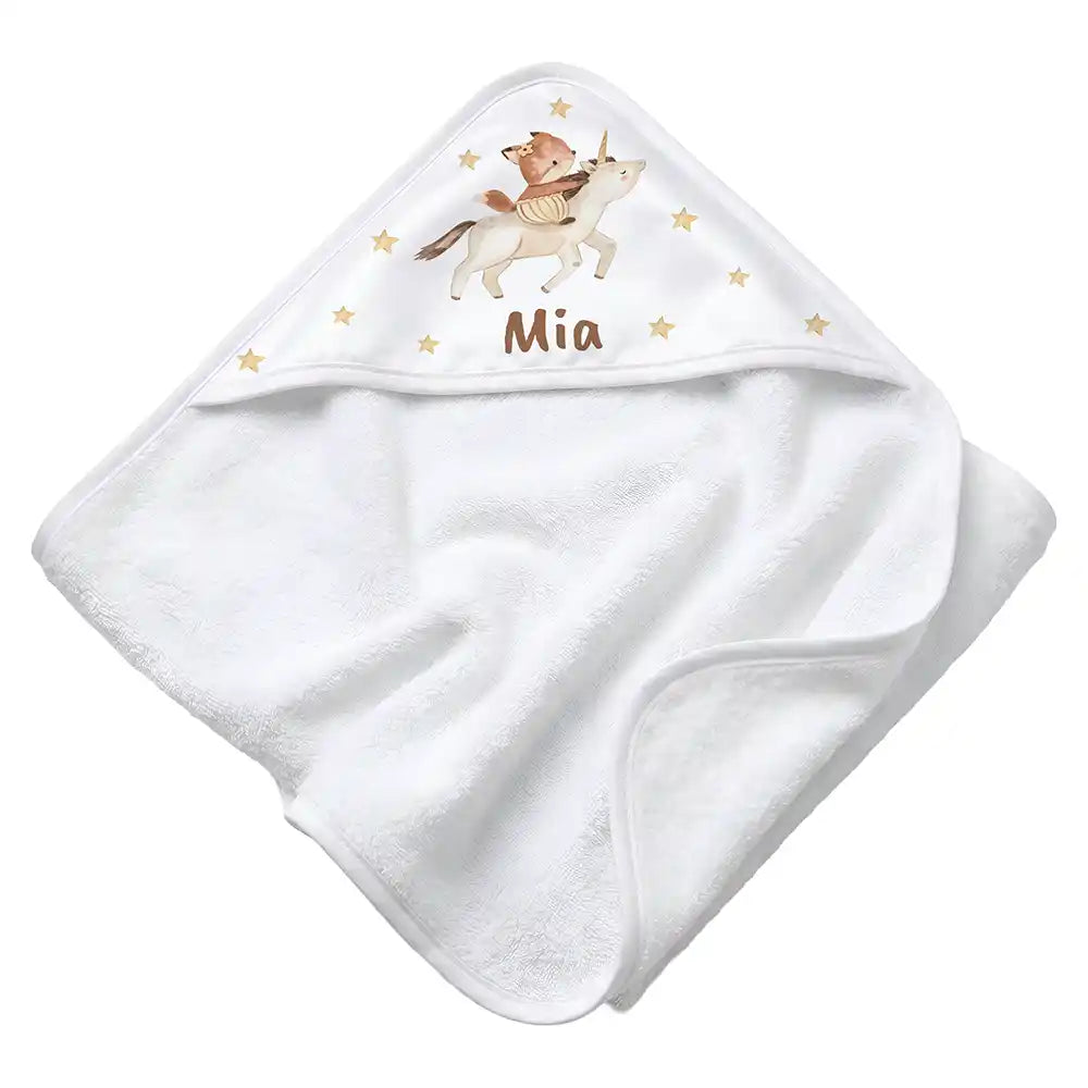 Personalisiertes Kapuzenhandtuch Baby Einhorn Reiterin â Rattan-Untergrund Produktdetail