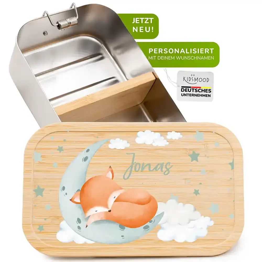handgefertigte brotdose aus holz mit baby fuchs motiv