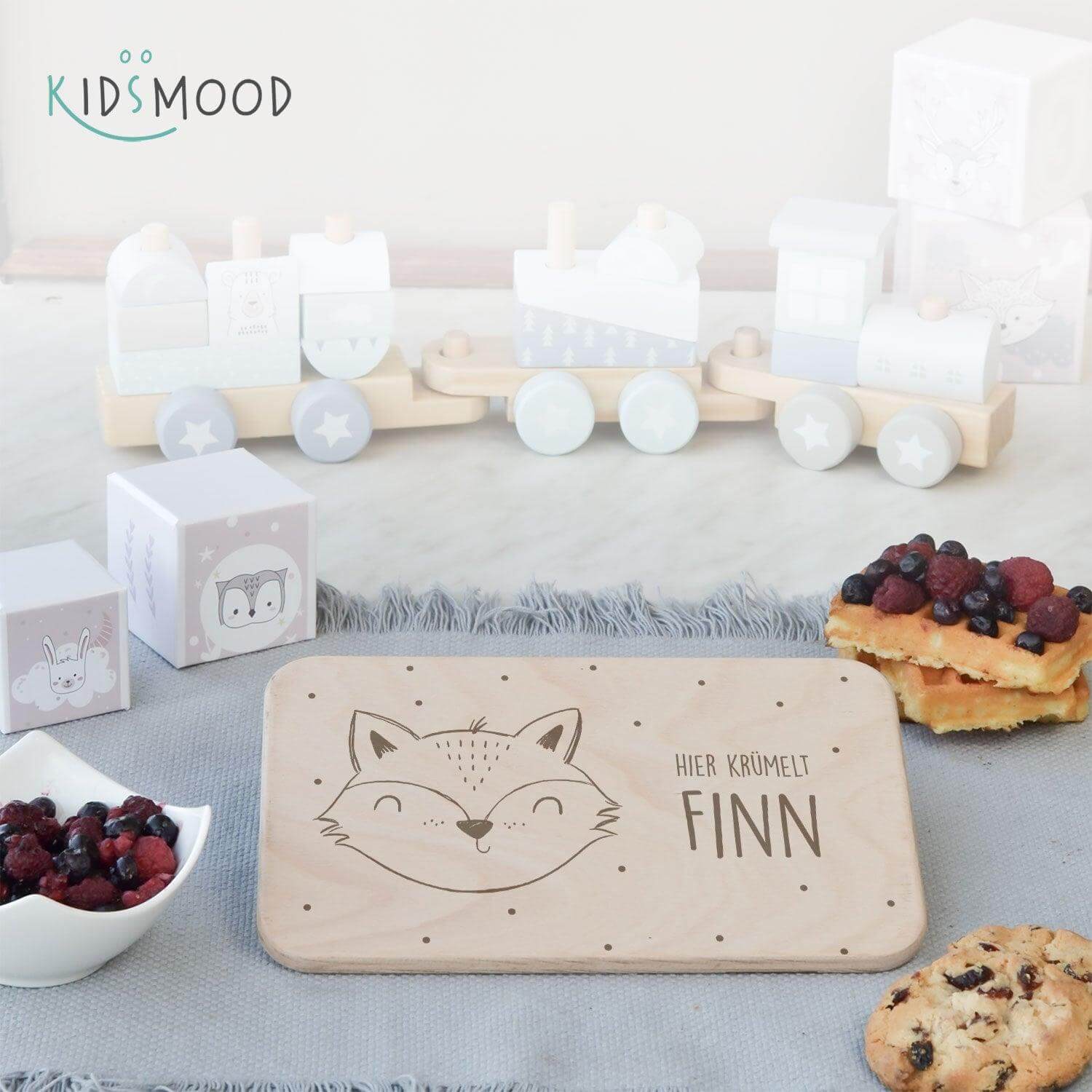 Personalisiertes Frühstücksbrettchen Fröhlicher Fuchs