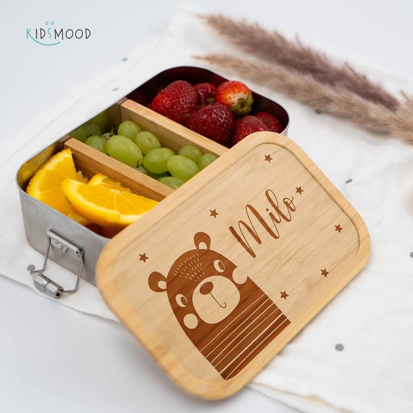 close-up of lunchbox with bär motif