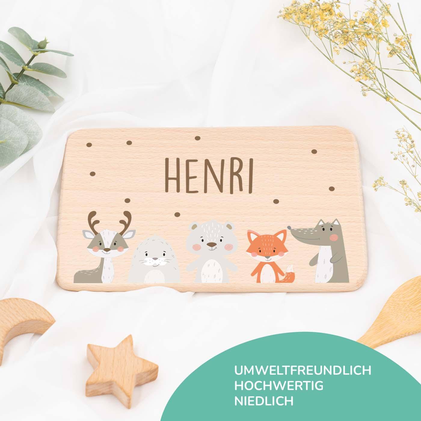 personalisiertes geschenk frühstücksbrettchen mit winter-tiere design