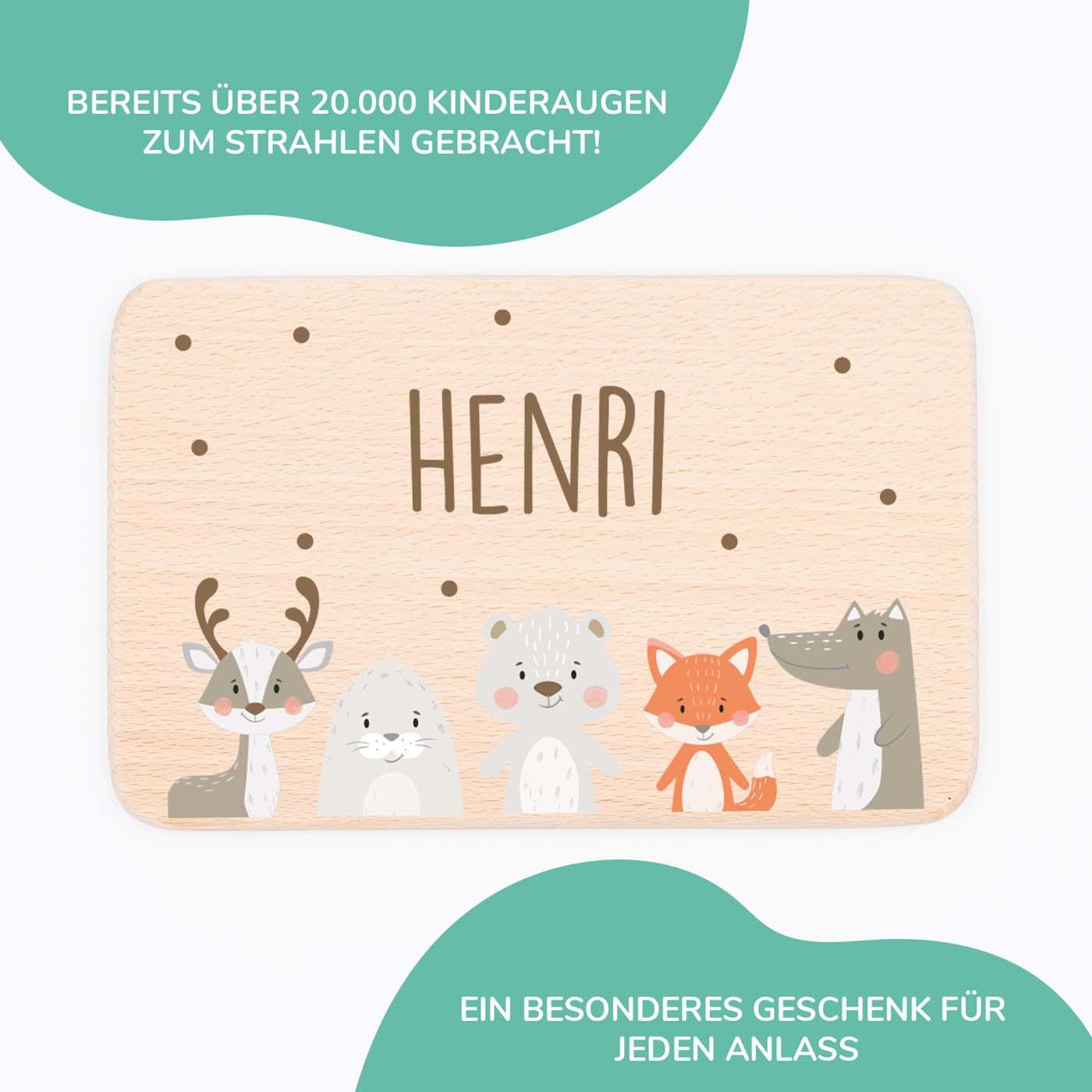 frühstücksbrettchen mit winter-tiere motiv und individuellem namen