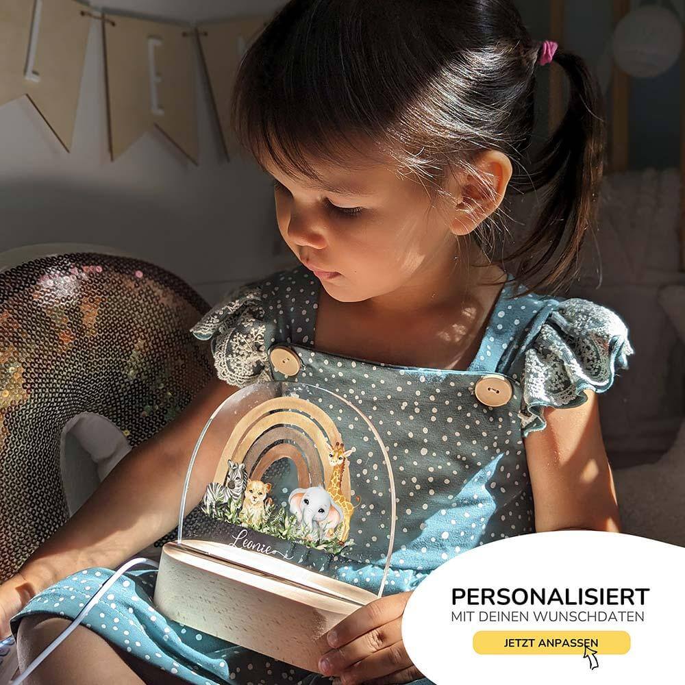 close-up of night lamp with babytiere and regenbogen motif