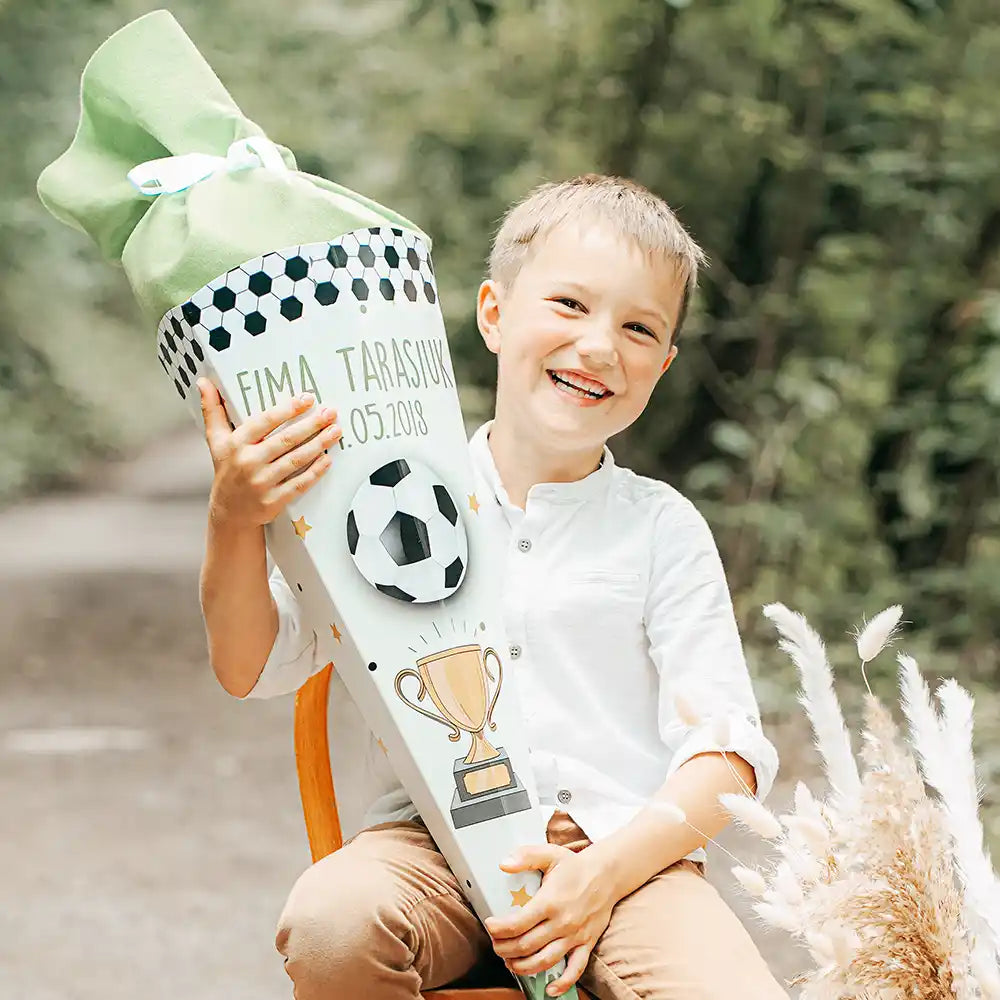 Personalisierte Schultüte mit Namen - Bär Boho Regenbogen