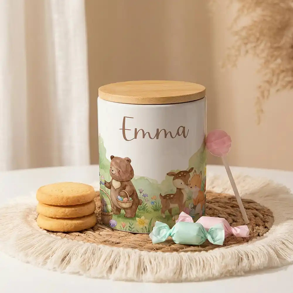 Personalisierte Keksdose Ostern Bärenfamilie aus Keramik mit Bambusdeckel - Wunschname - Kidsmood.de