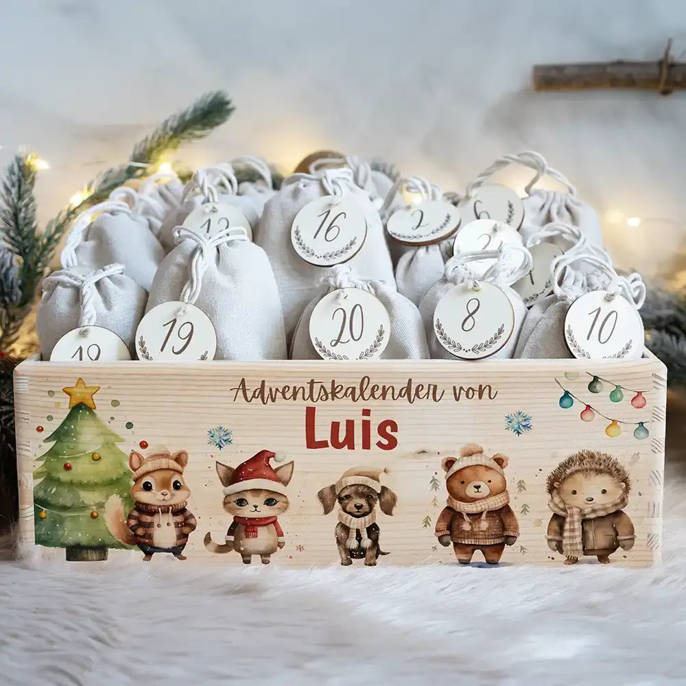 Personalisierte Adventskiste zum Befüllen - Tierfamilie im Winterwald