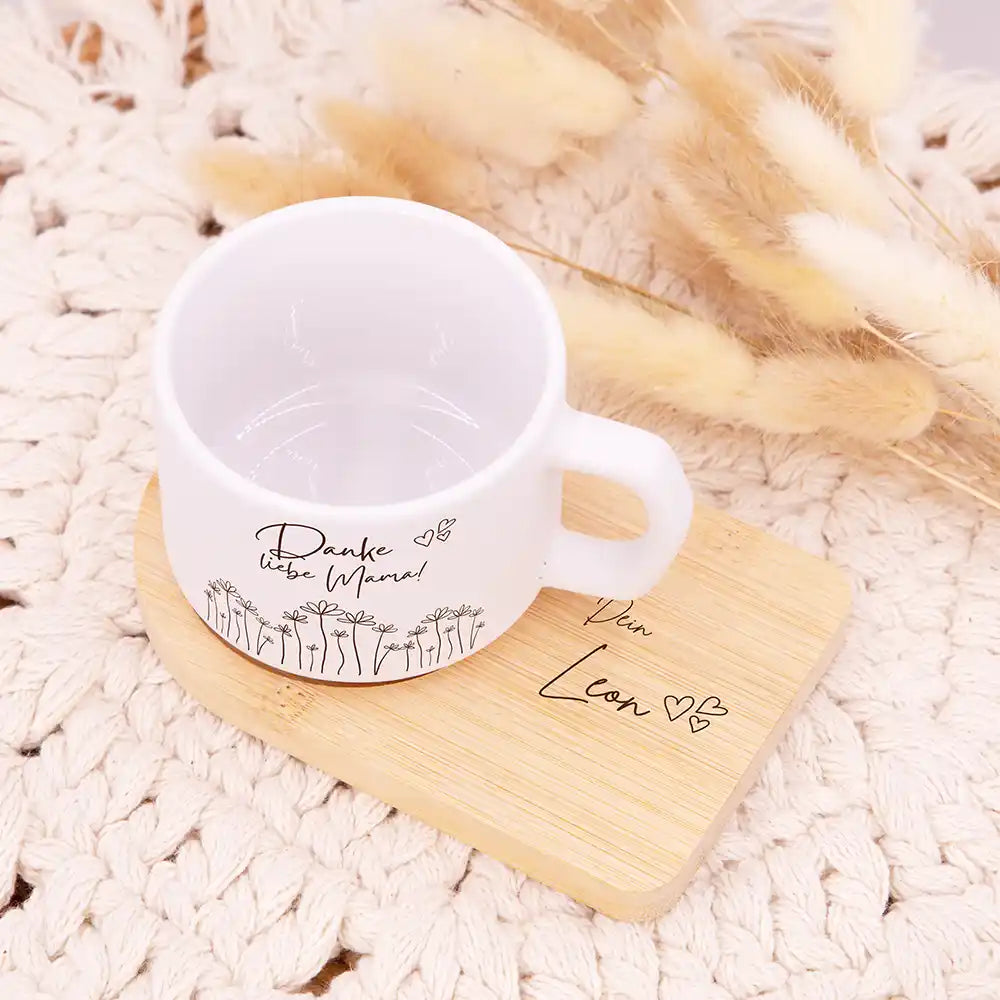 Personalisierte Tasse mit Namen Muttertag Danke liebe Mama Blumenwiese – alle Ansichten
