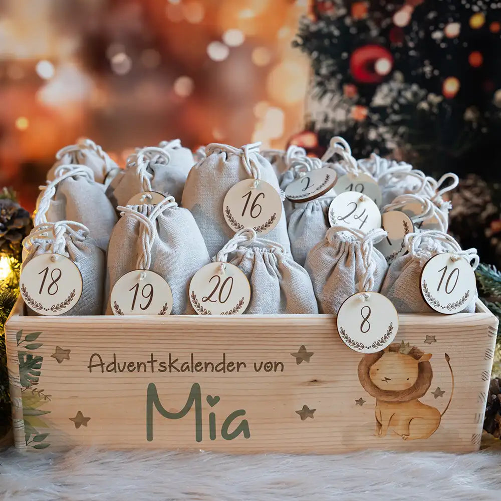 Personalisierte Adventskiste zum Befüllen - Löwe