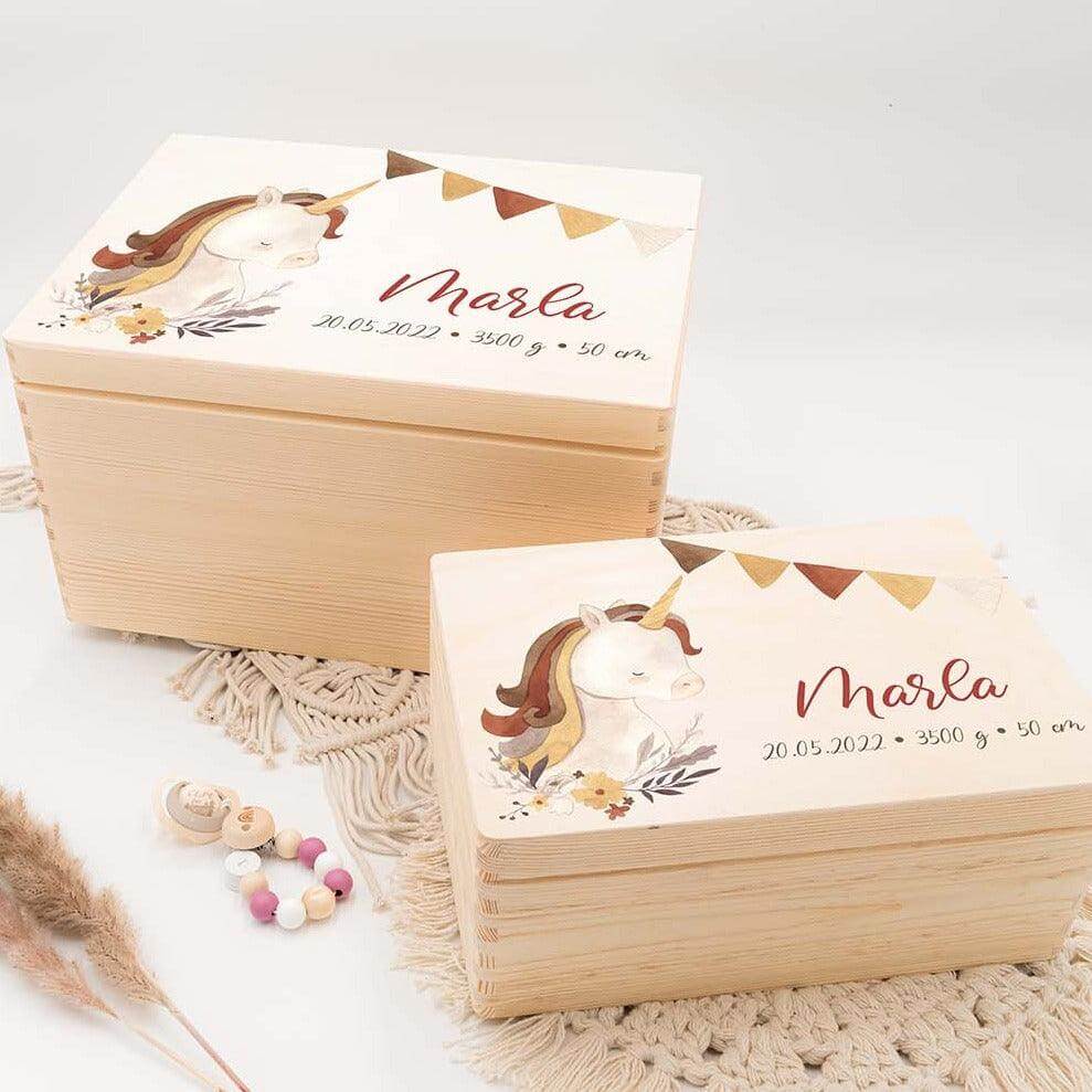 close-up of memory box with einhorn motif