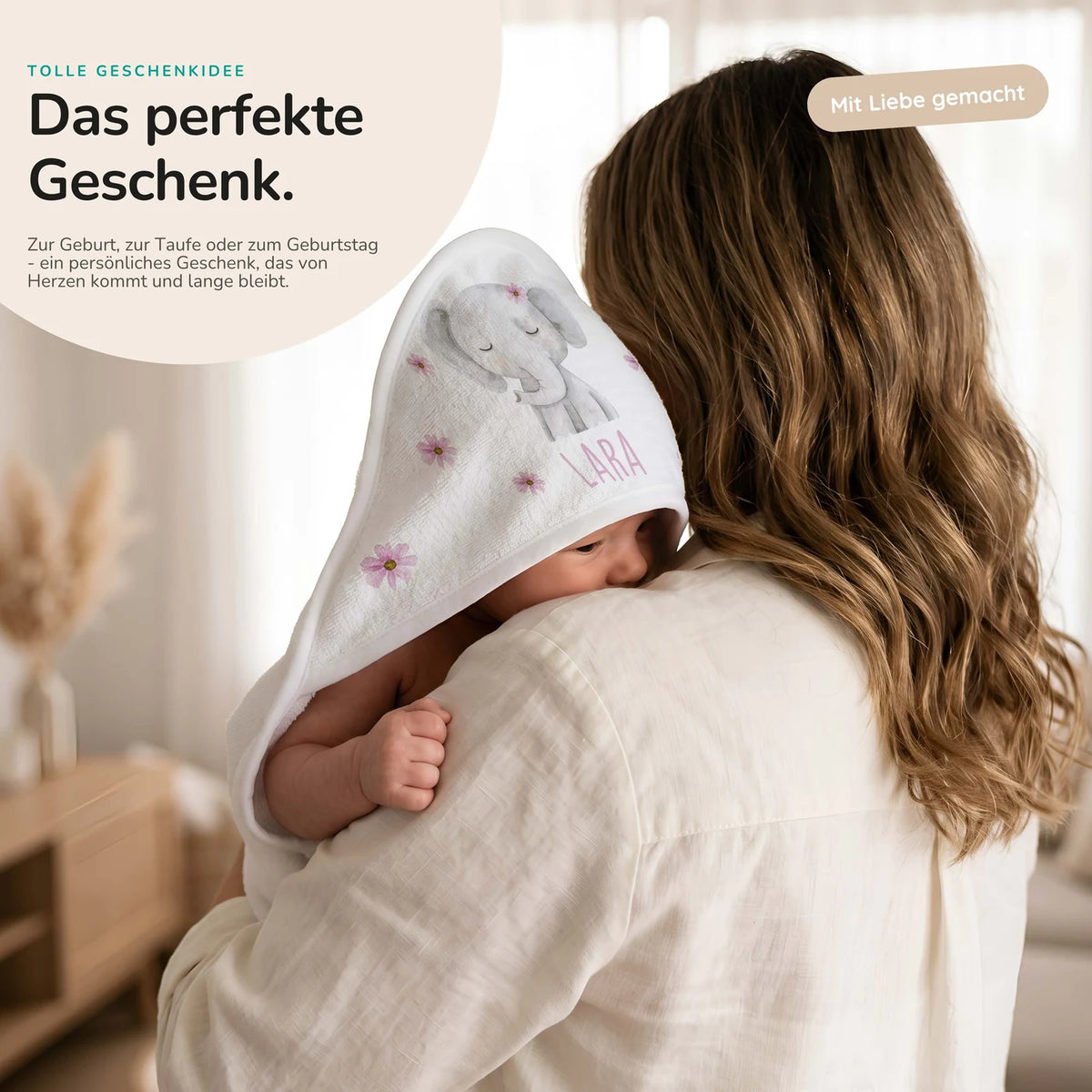 Personalisiertes Kapuzenhandtuch Baby – Elefant Blüten
