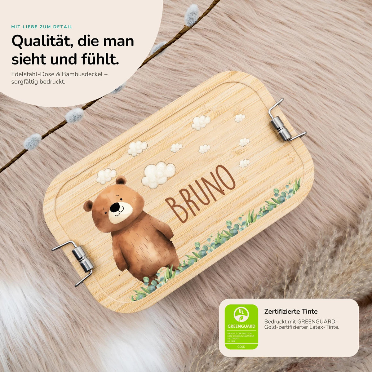 Brotdose personalisiert Bär auf der Wiese