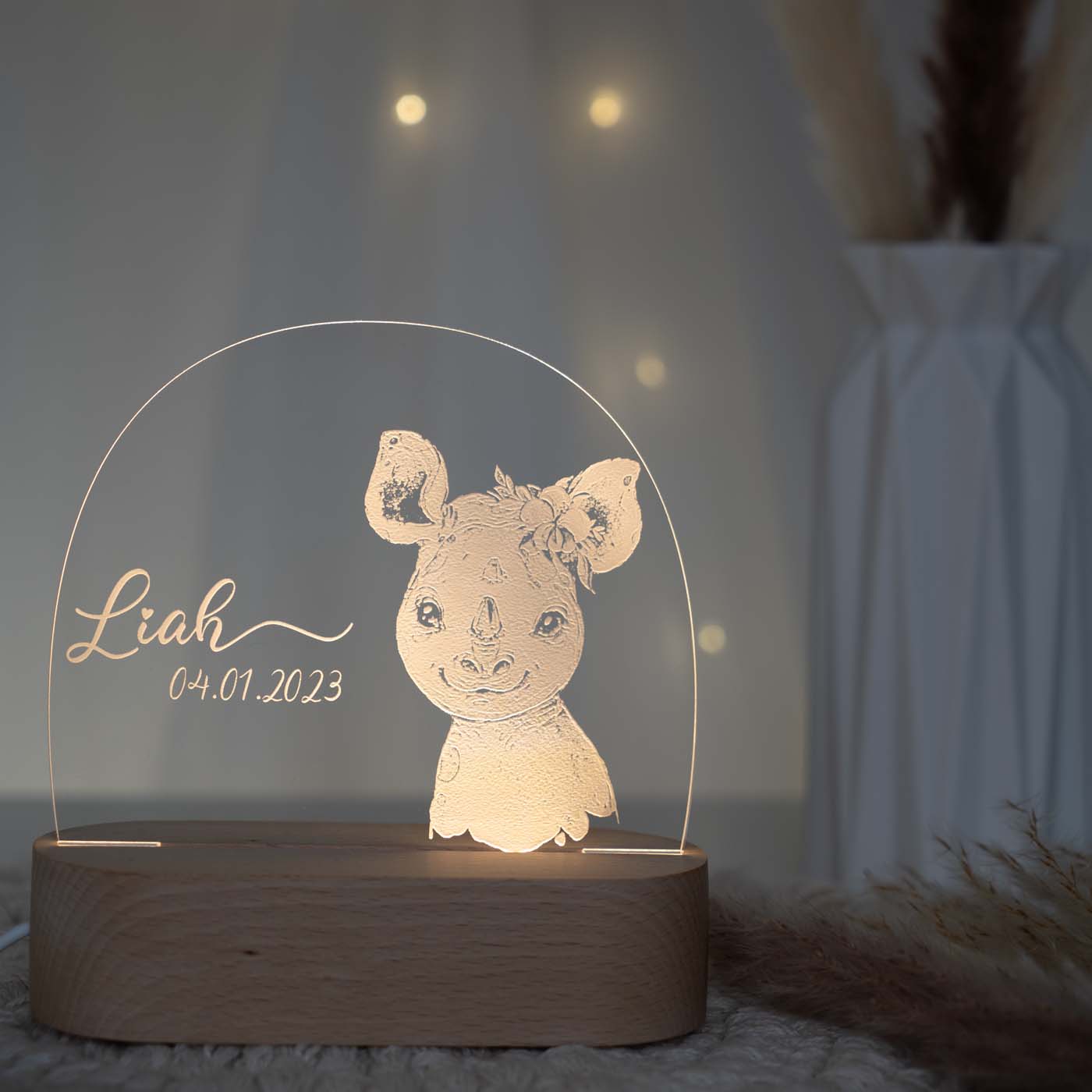 Personalisierte Nachtlampe für Kinder - Baby Nashorn - Name und Geburtsdatum