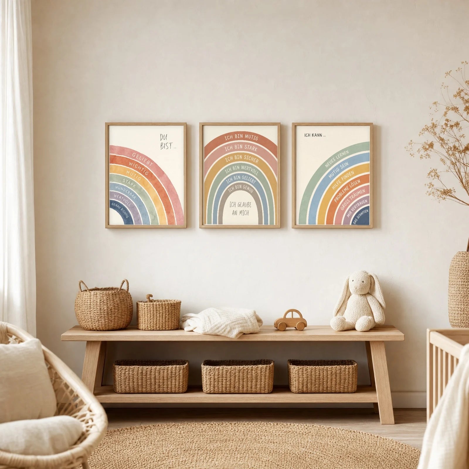 Affirmationsposter Kinderzimmer Regenbogen Creme, im Jungenzimmer