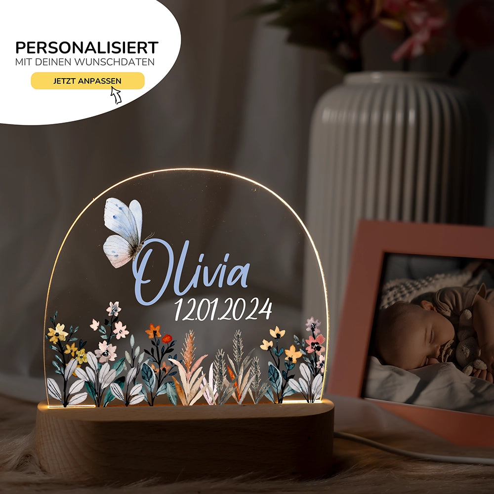 Nachtlicht Blumenwiese mit Namen im Kinderzimmer – personalisiertes Geschenk zur Geburt