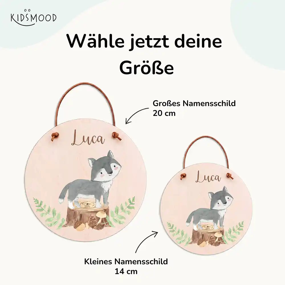 Türschild Kinderzimmer Wolf im Wald, mit fertig montiertem Lederband zum Aufhängen