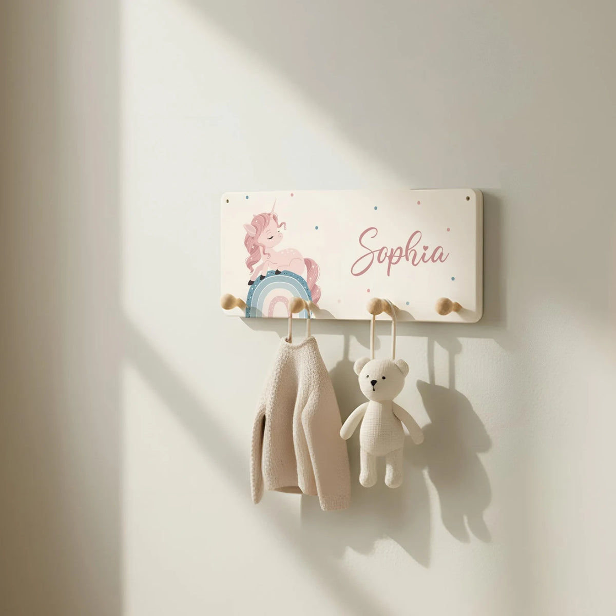 Kindergarderobe Holz personalisiert - Einhorn