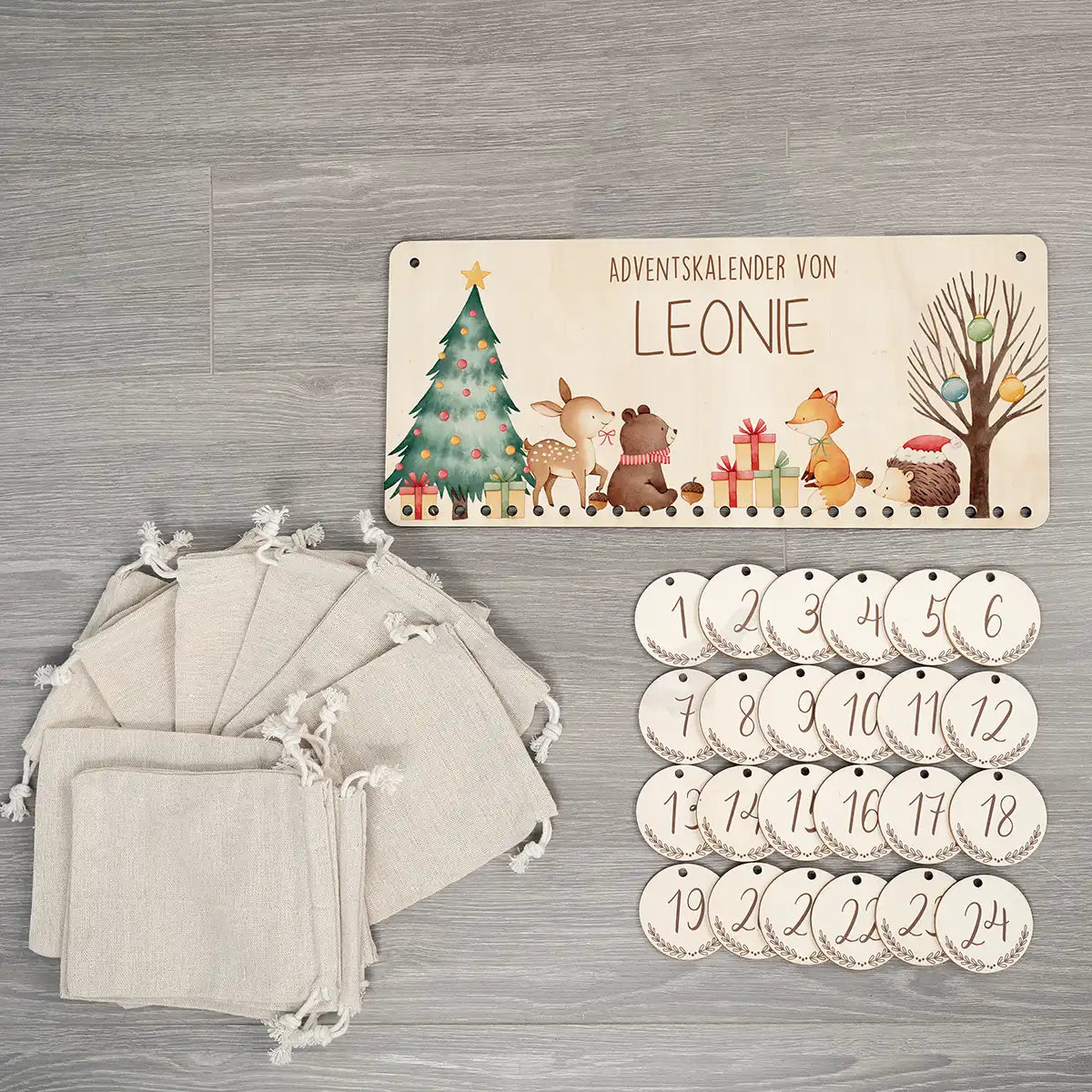 Personalisierbarer Adventskalender farbig - Waldfreunde