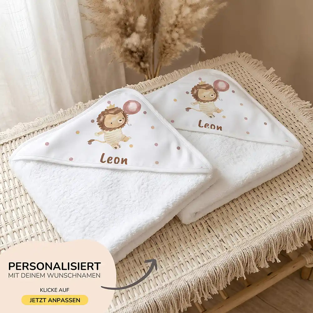 Personalisiertes Kapuzenhandtuch Baby Löwe Geburtstag – 500 g/qm Baumwoll-Frottee Detail