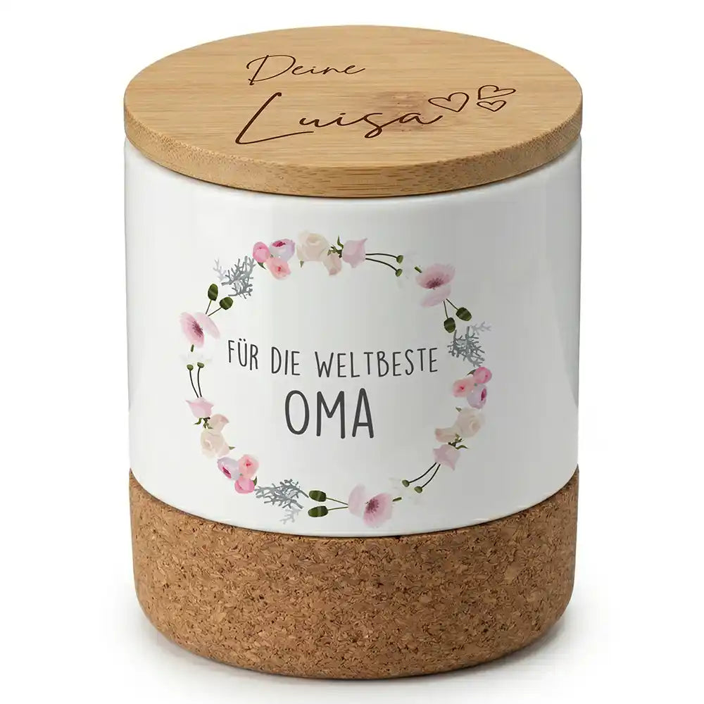Duftkerze Vanille Keramik Oma Blumenkranz – Dreiviertel-Ansicht Keramikbecher