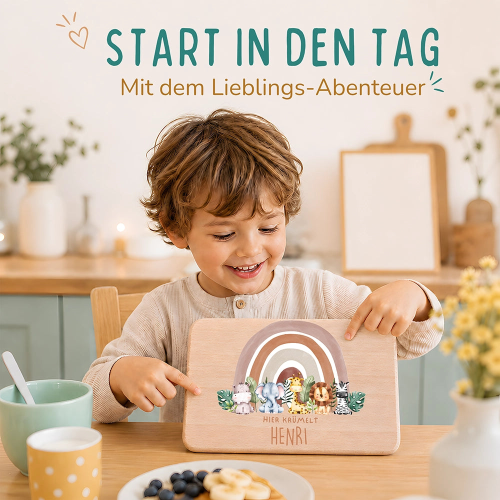 Frühstücksbrettchen Holz personalisiert - Tierfamilie unter Regenbogen