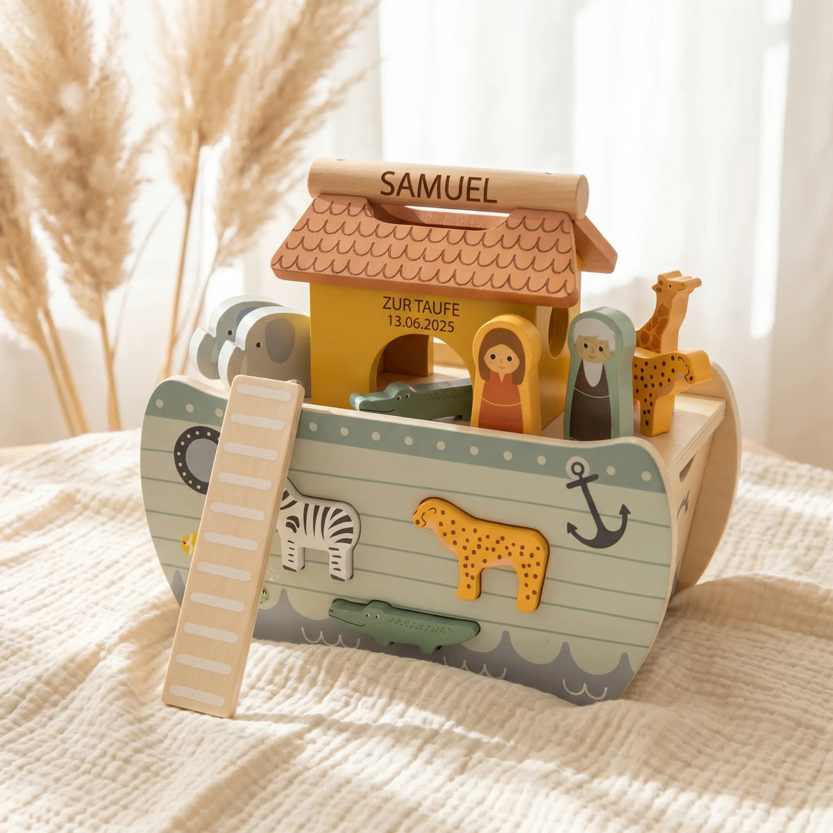 Arche Noah personalisiert zur Taufe mit Tierfiguren und Leiter