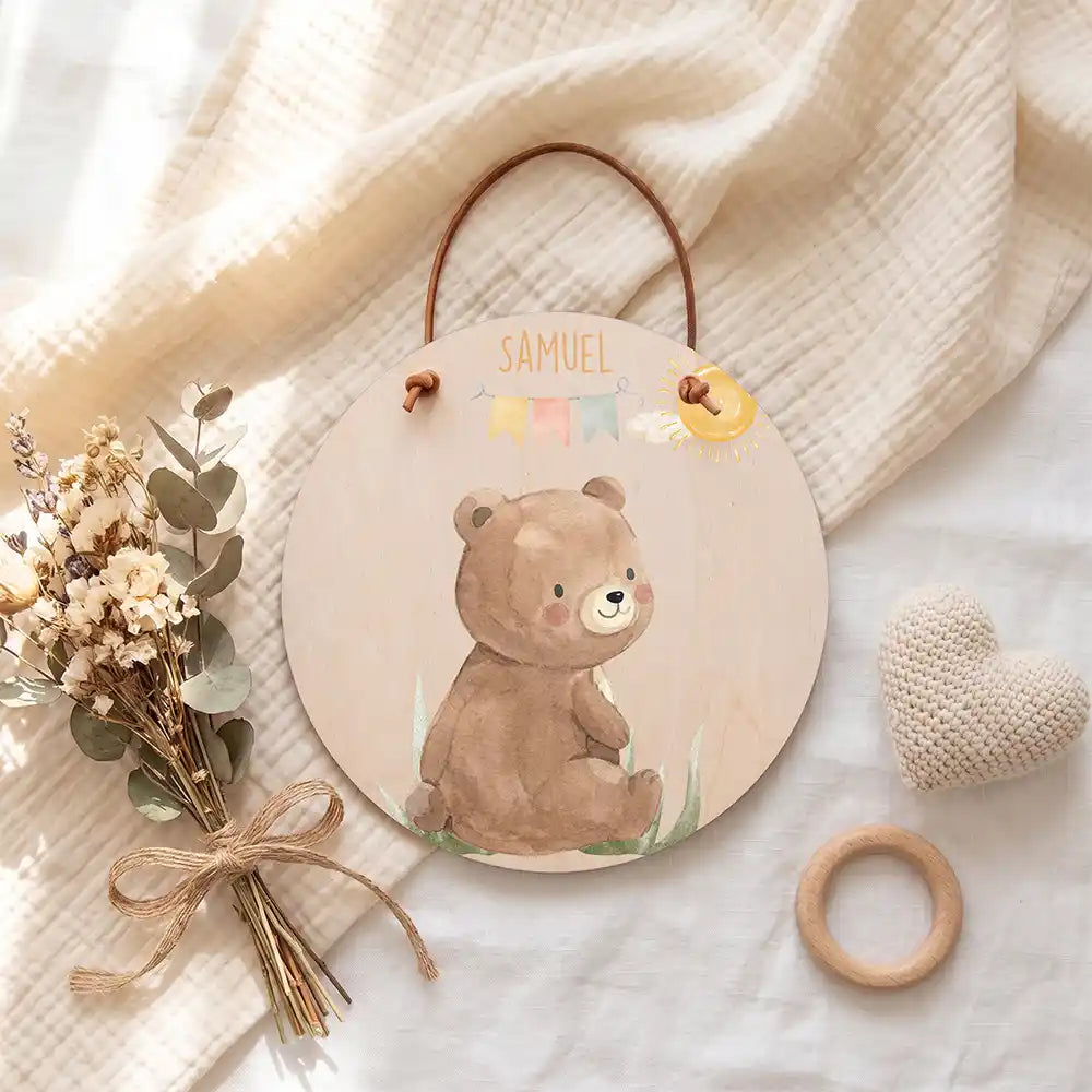 Türschild Kinderzimmer Bär mit Wimpelkette, zum Aufhängen an Tür, Wand oder Haken
