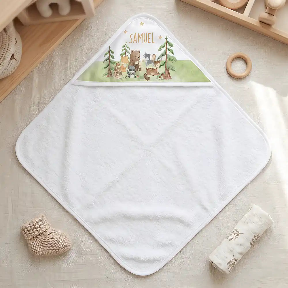 Personalisiertes Kapuzenhandtuch Baby Waldwiese Tiere – Freisteller 80×80 cm Topdown