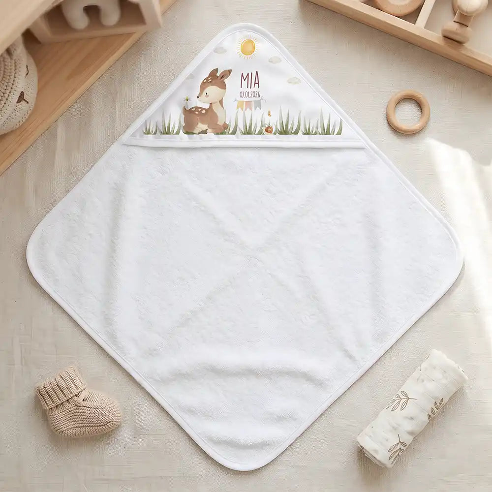 Personalisiertes Kapuzenhandtuch Baby Reh Geburtsdaten – Freisteller 80×80 cm Topdown