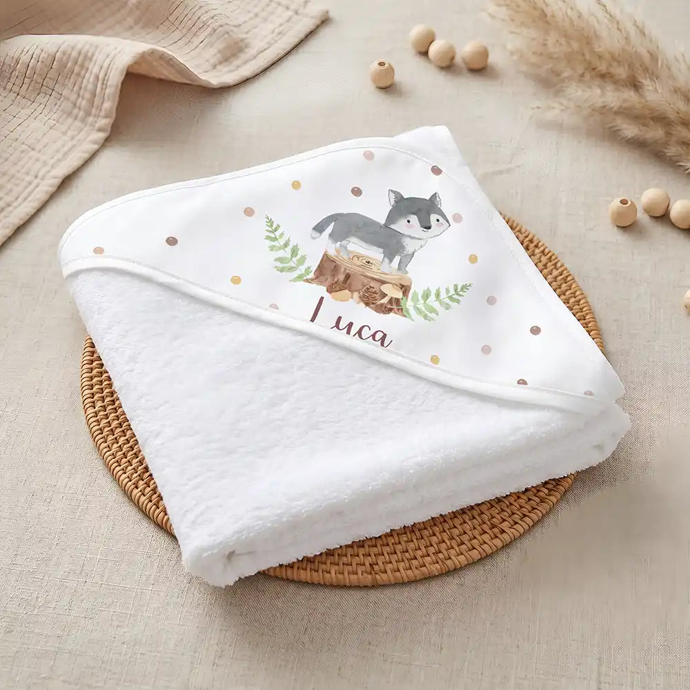 Kidsmood Familienbetrieb Hamburg – Personalisiertes Kapuzenhandtuch Baby Wolf Wald