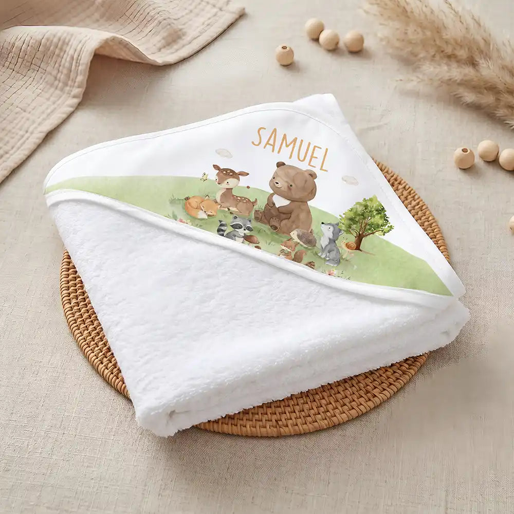 Kidsmood Familienbetrieb Hamburg – Personalisiertes Kapuzenhandtuch Baby Waldparade