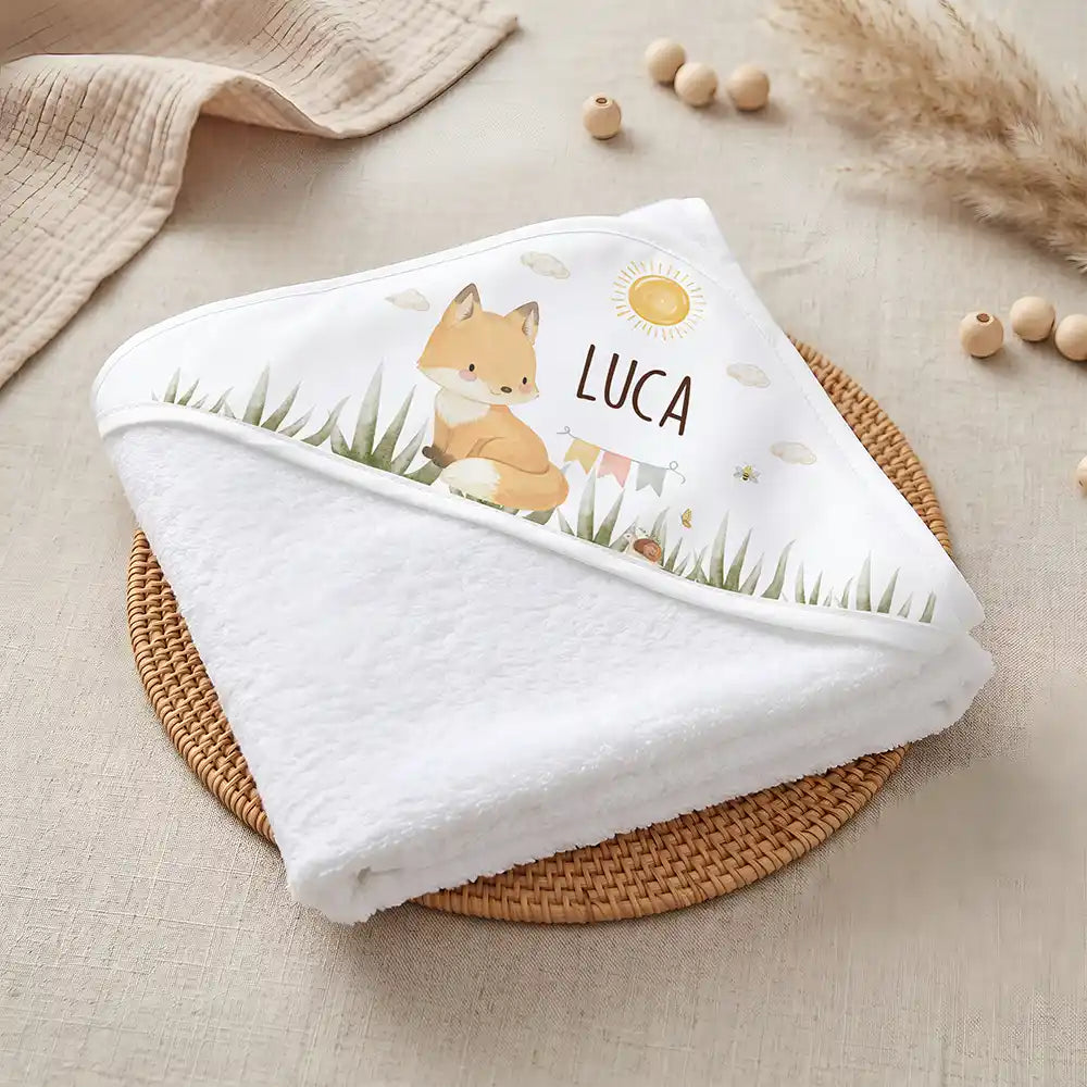 Kidsmood Familienbetrieb Hamburg – Personalisiertes Kapuzenhandtuch Baby Fuchs Wiese
