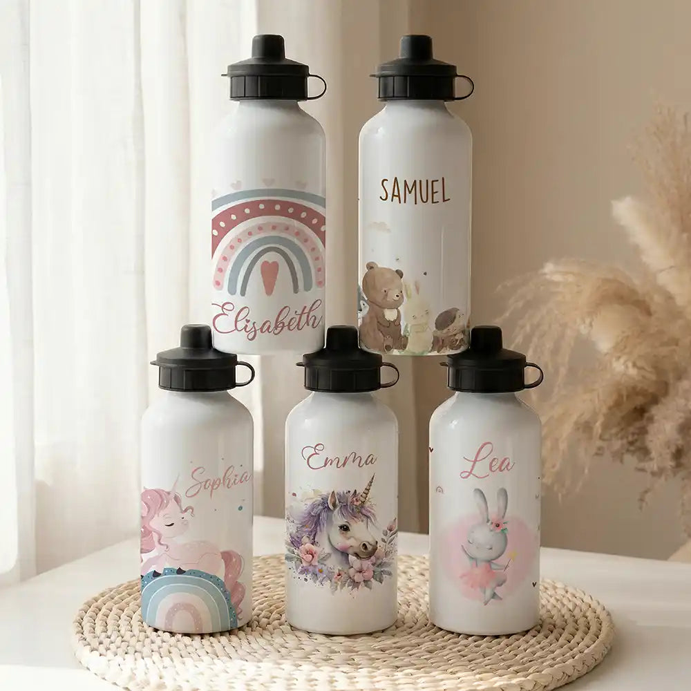Personalisierte Trinkflasche Kinder Boho-Regenbogen Herzen – Alu 500 ml weiß mit Namen