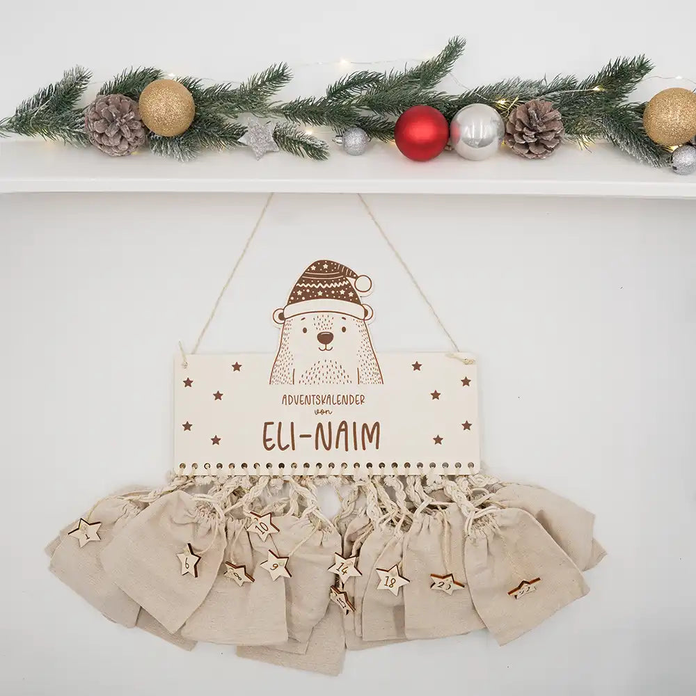 Personalisierbarer Adventskalender "Eisbär" - Holz & Jute für Kinder