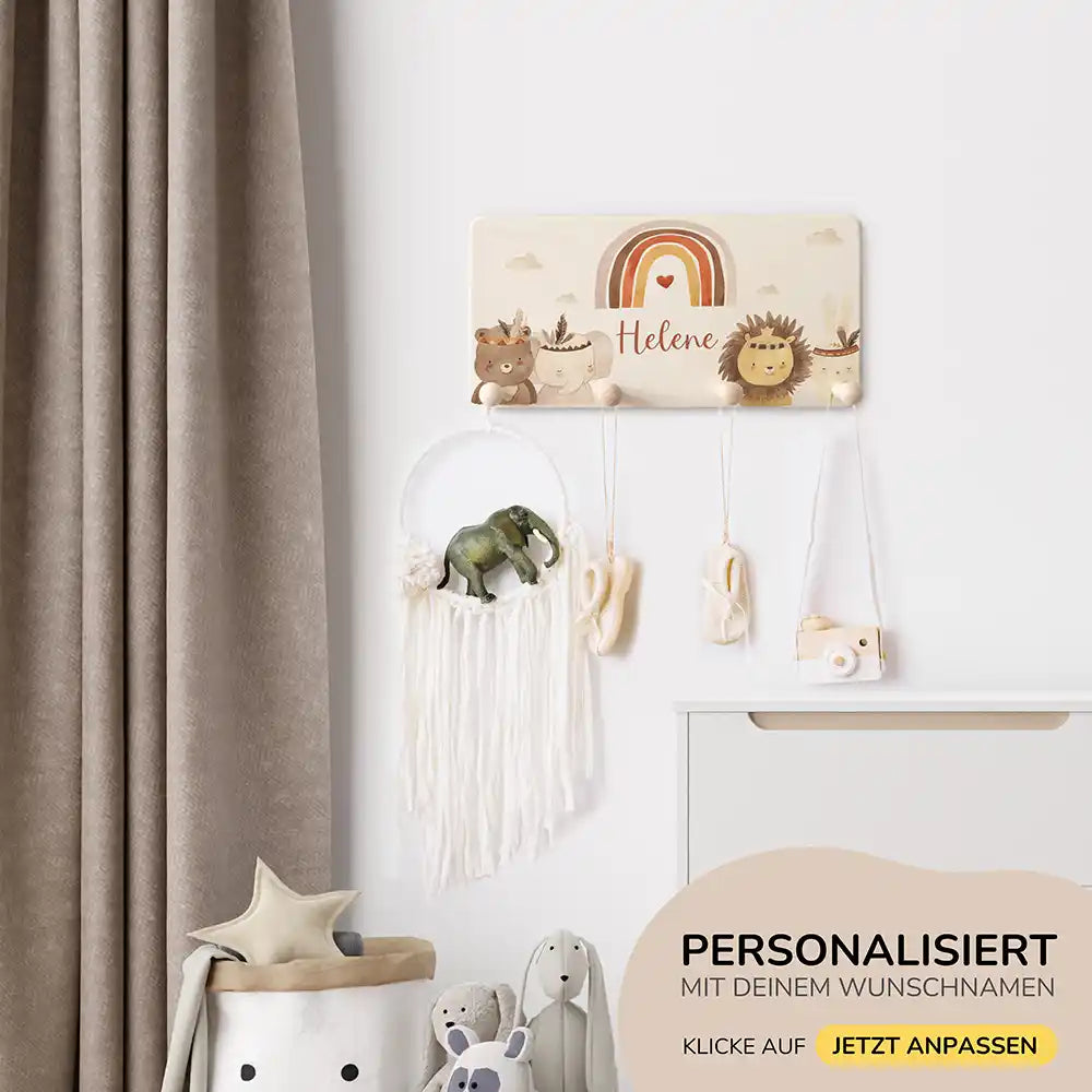 Handgefertigte Garderobe aus Holz personalsiert Boho Regenbogen & Tiere