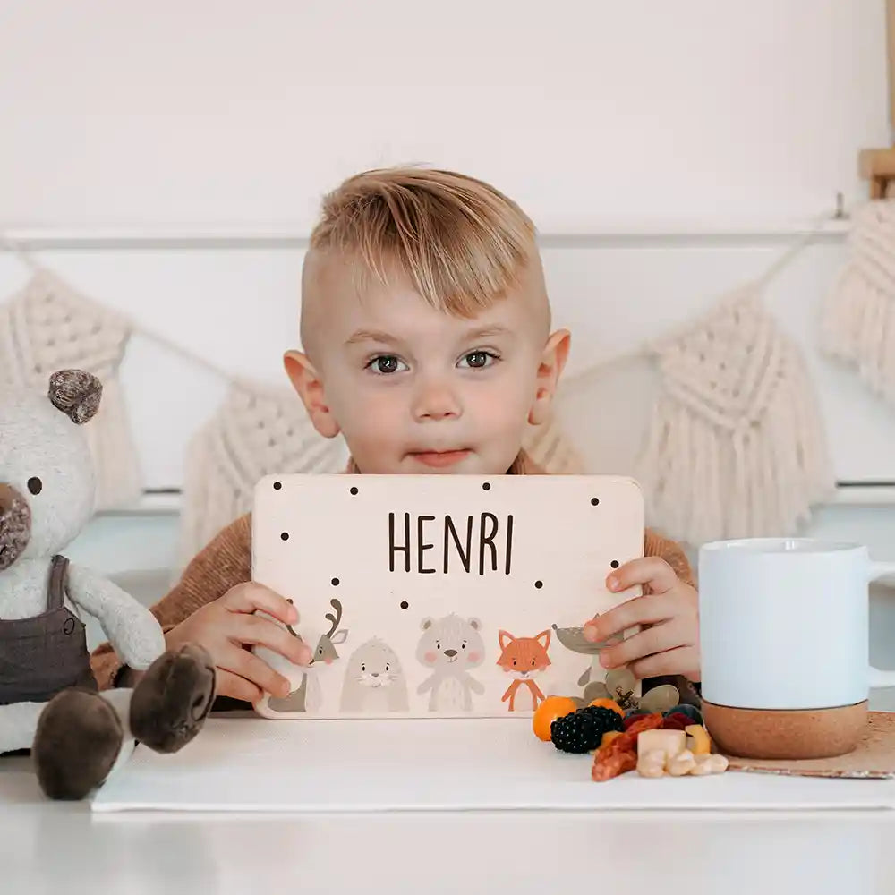 Personalisiertes Frühstücksbrettchen Winter Animals