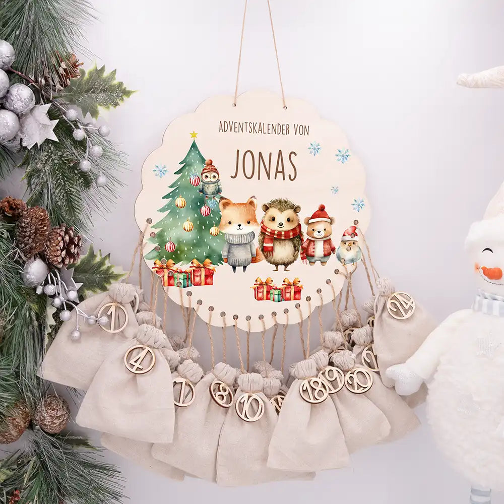 Personalisierter runder Adventskalender Kinder aus Holz  - Winterwunderland