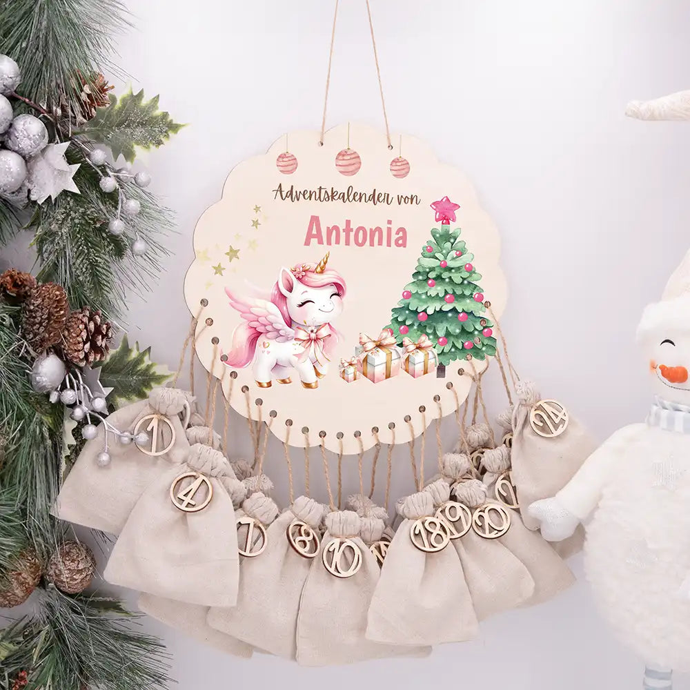 Personalisierter runder Adventskalender Kinder aus Holz  - Baby Einhorn
