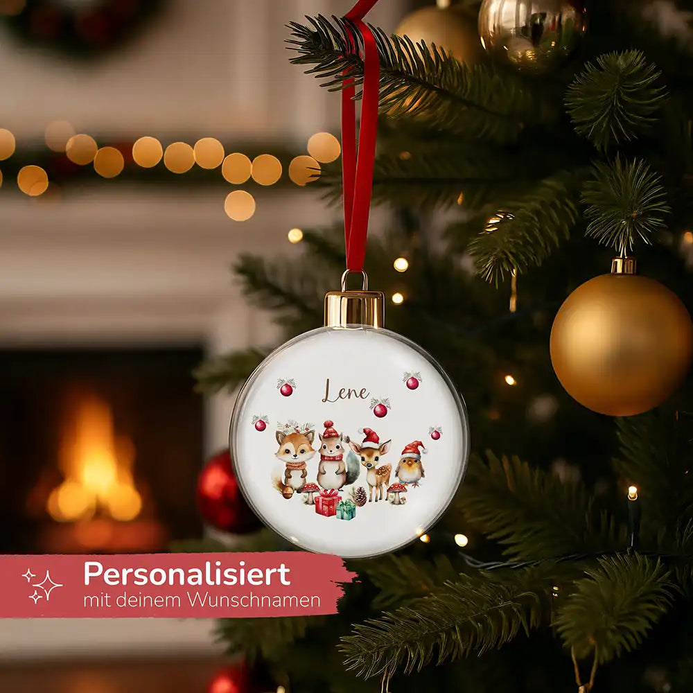 Weihnachtskugel personalisiert mit Namen - Weiche Schneefreunde im Wald