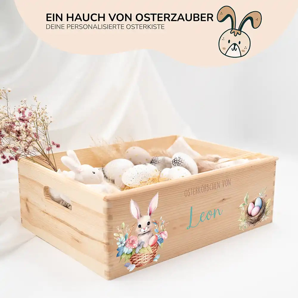 Osterkiste Holz personalisiert - Hasenkind im Blumenkorb