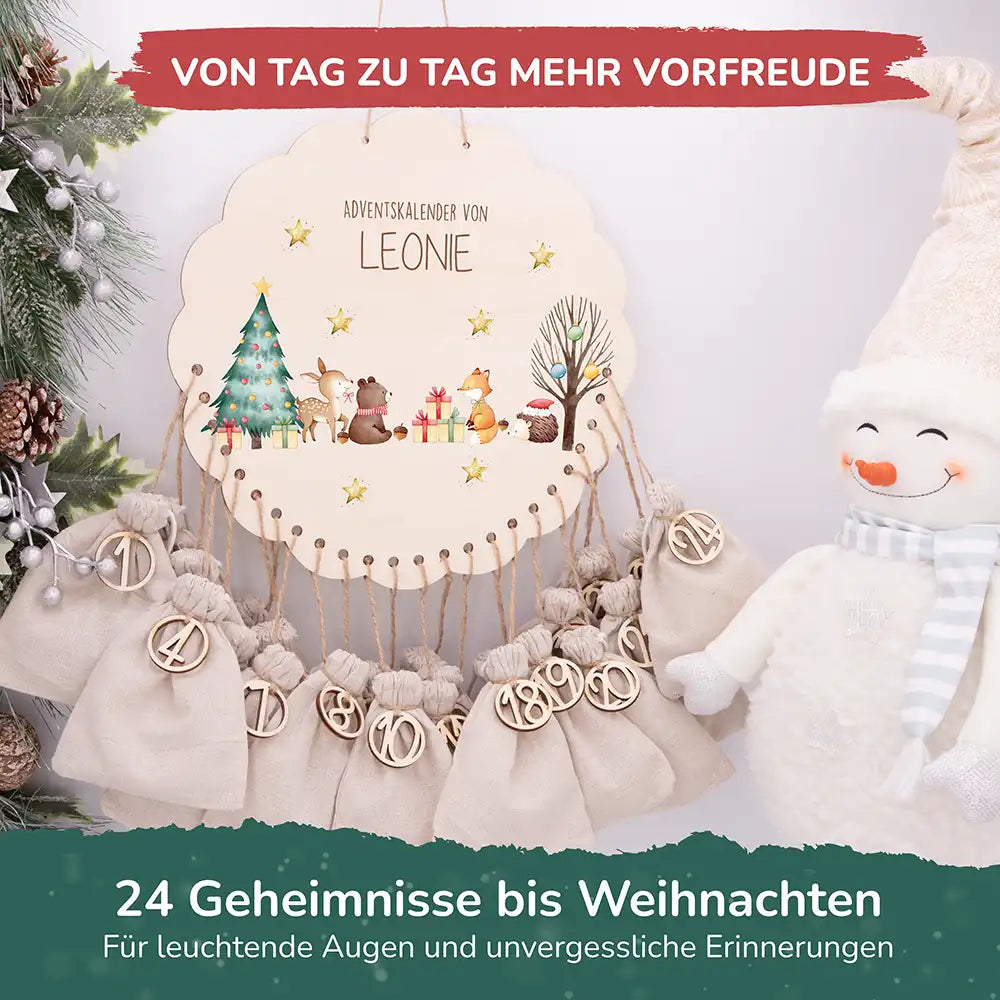 Personalisierter runder Adventskalender Kinder aus Holz  - Tiere im Schneegestöber