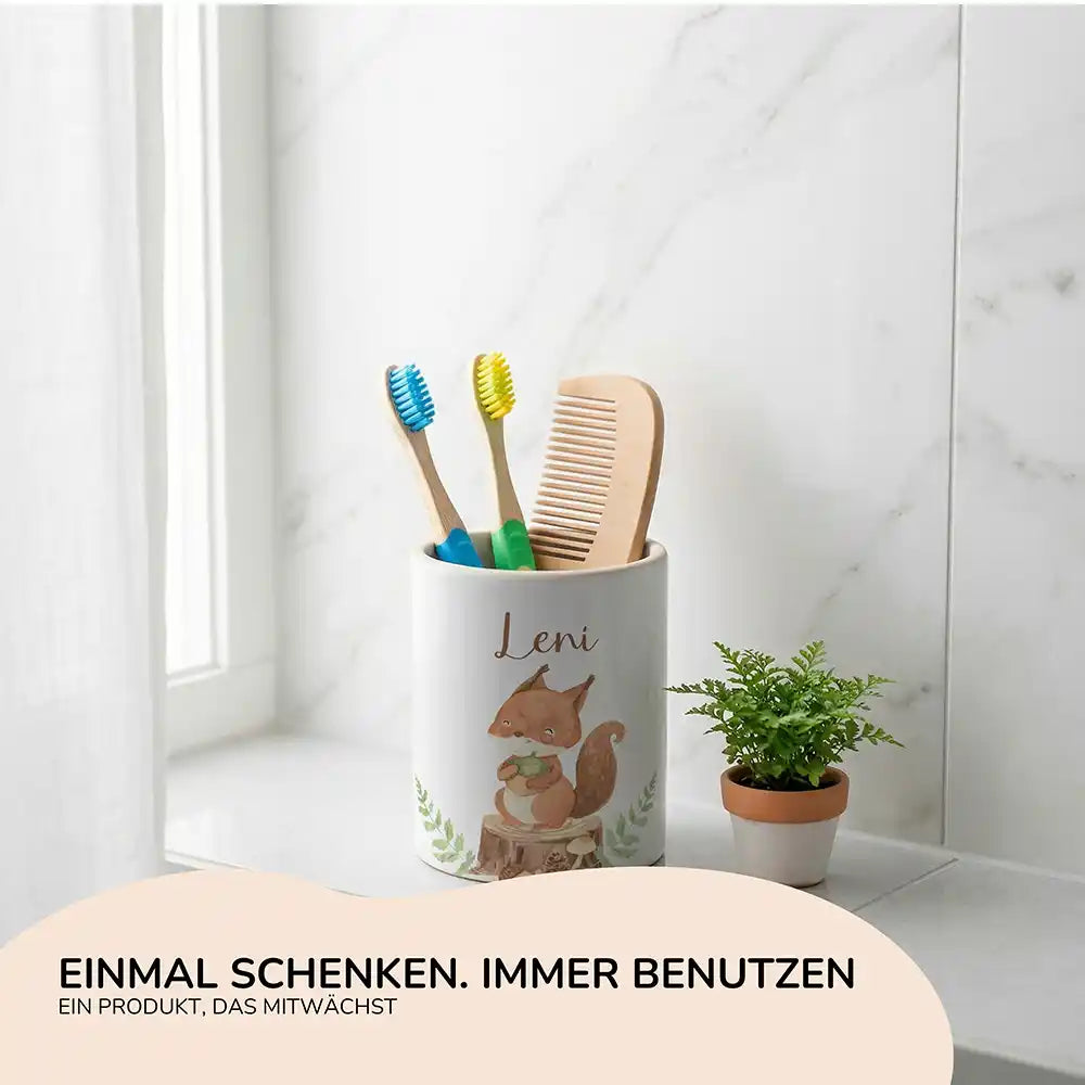 Personalisierter Stiftehalter Eichhörnchen - Geschenk zur Einschulung mit Namen