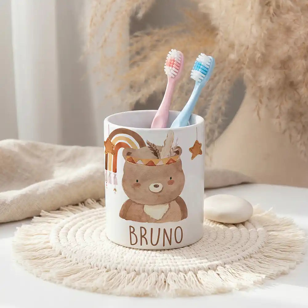 Personalisierter Stiftehalter Boho-Bär - Ordnung am Kinderschreibtisch